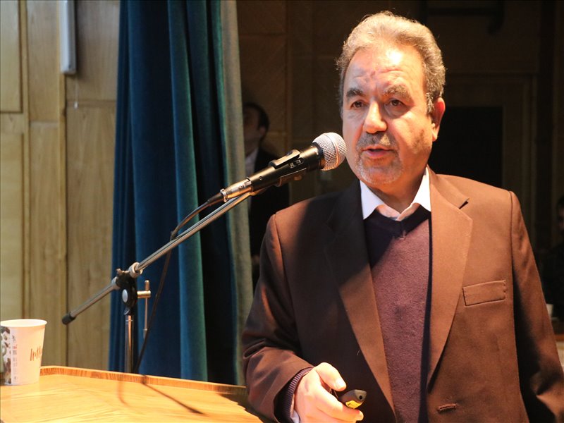 تجلیل از پژوهشگران برتر دانشگاه سال 1404