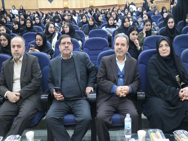 آیین معارفه نودانشجویان دانشگاه شهید مدنی آذربایجان