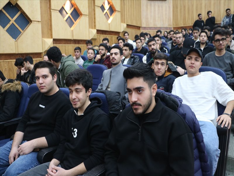 آیین معارفه نودانشجویان دانشگاه شهید مدنی آذربایجان