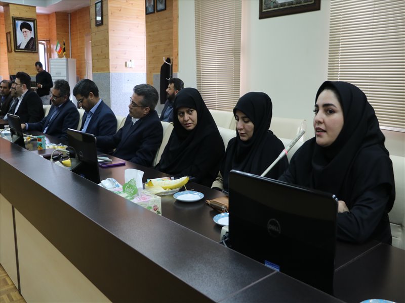 مراسم تجلیل از سرآمدان آموزشی دانشگاه شهید مدنی آذربایجان