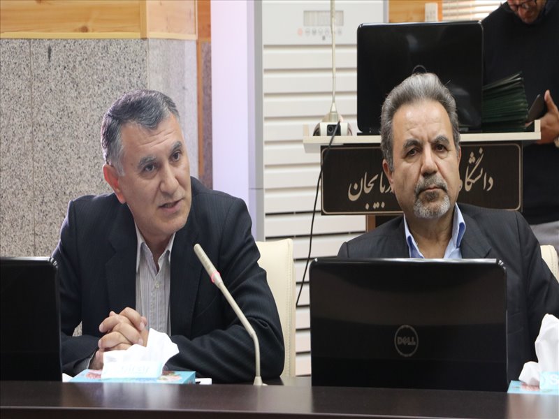 مراسم تجلیل از سرآمدان آموزشی دانشگاه شهید مدنی آذربایجان