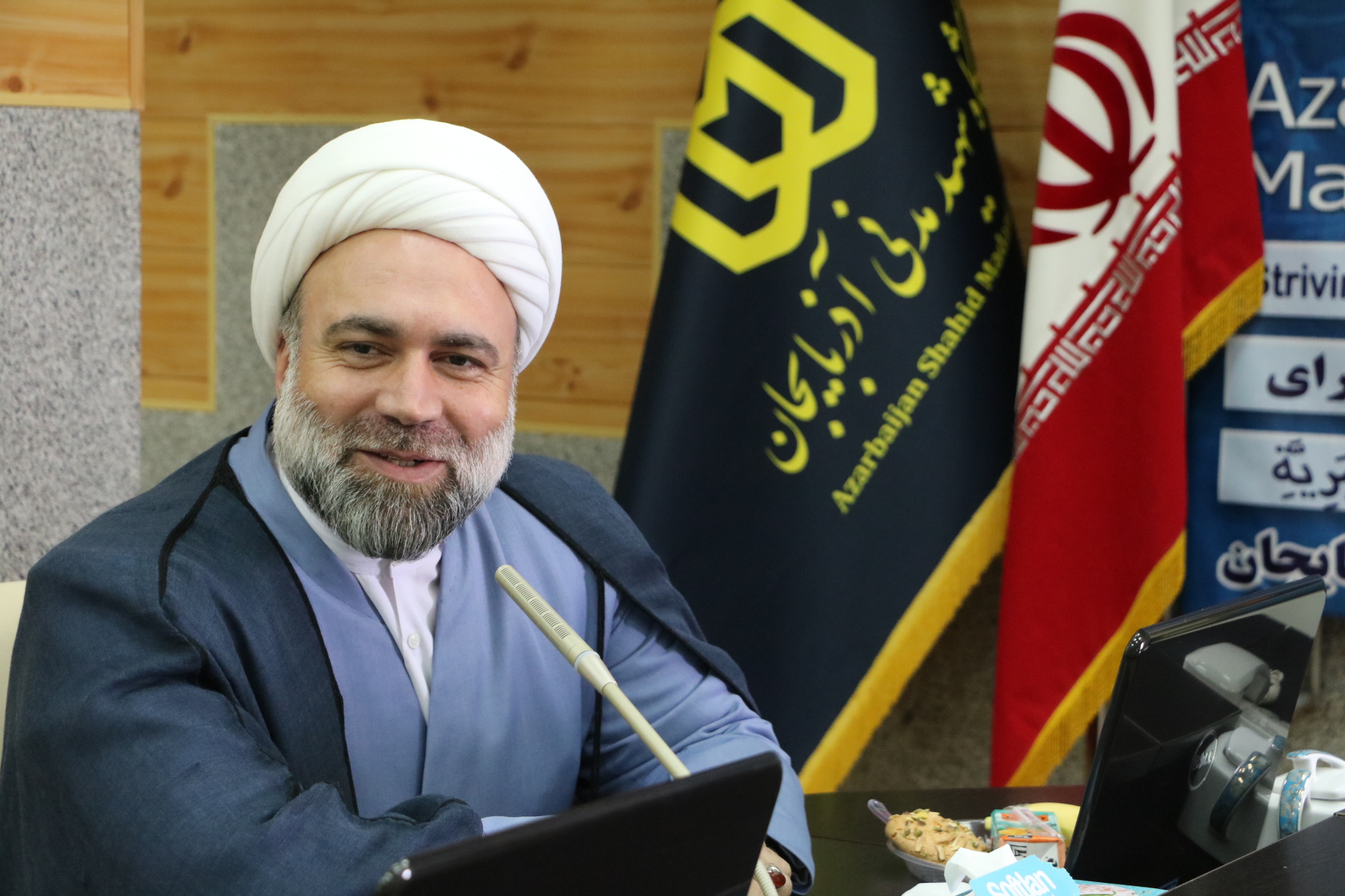مراسم تجلیل از سرآمدان آموزشی دانشگاه شهید مدنی آذربایجان
