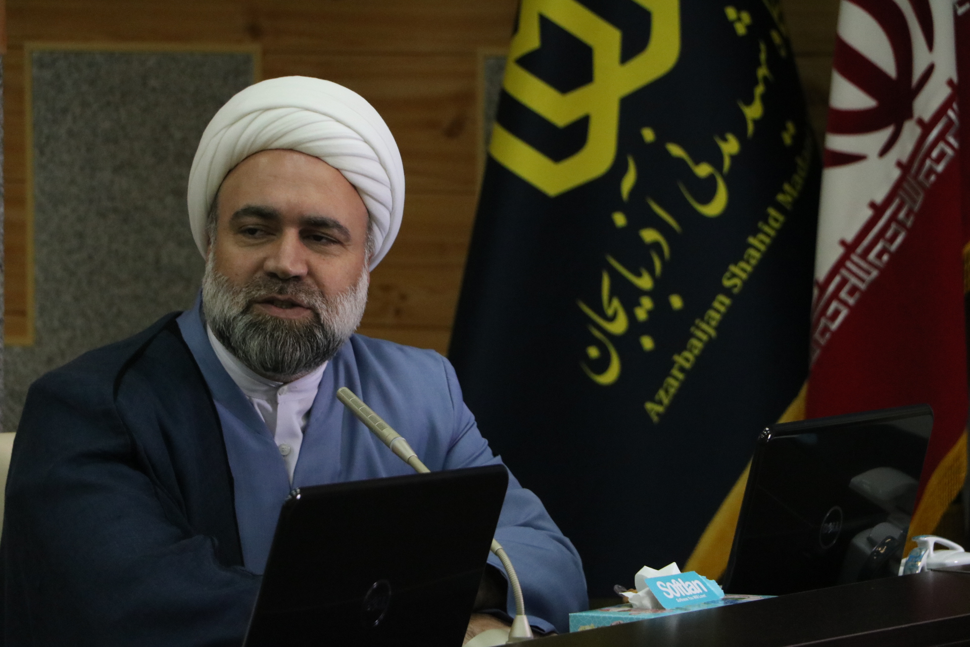 مراسم تجلیل از سرآمدان آموزشی دانشگاه شهید مدنی آذربایجان
